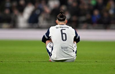 „Mă așteaptă o perioadă grea” » Radu Drăgușin, primele cuvinte după accidentarea care i-a încheiat sezonul