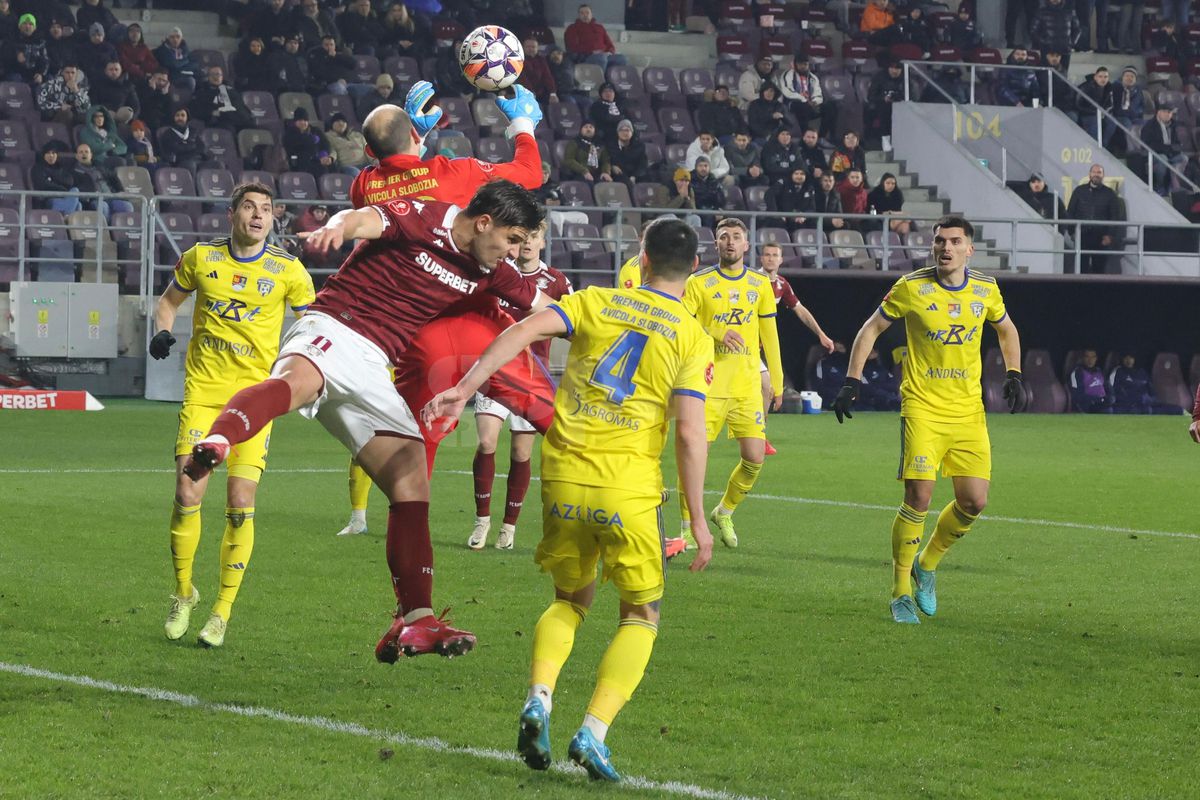 Rapid - Unirea Slobozia 2-1 » Interzis cardiacilor! Victorie miraculoasă în lupta pentru play-off! Golul lui Dobre a declanșat „nebunia” în Giulești