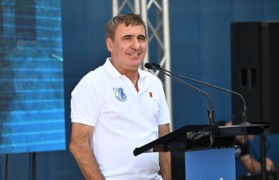 Președintele interimar Ilie Bolojan, reparație morală după 24 de ani față de Gică Hagi