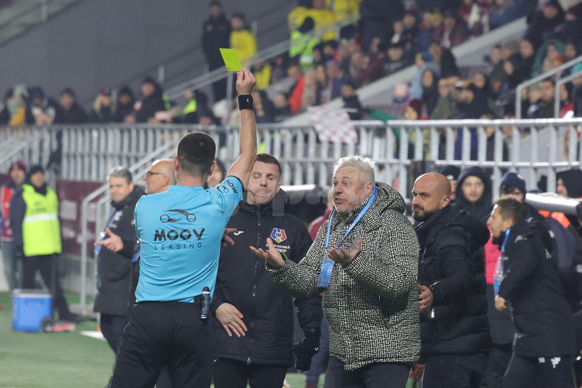 Marius Șumudică a primit un cartonaș galben / Foto: Ionuț Iordache GSP