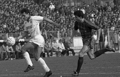 Iulian Mihăescu, amintire de pomină cu Gică Hagi: „Și eu ce fac acum, nea Mircea?! Un fault n-am făcut. Cum să-i dai la picioare?!”