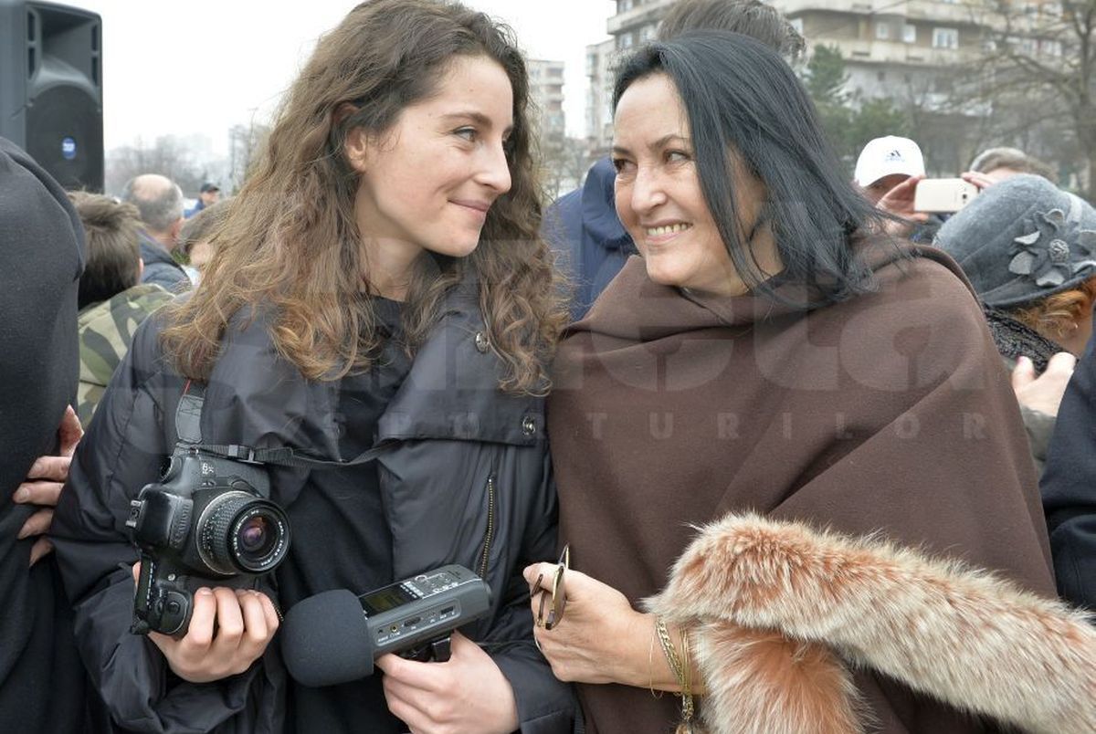 Sora lui Michael Klein, dezlănțuită în conflictul cu soția și fiica: „Obraznicelor, nu voi sunteți familia lui Mișa!” + „Mi-au luat mașina primită cadou de nuntă de la fratele meu”