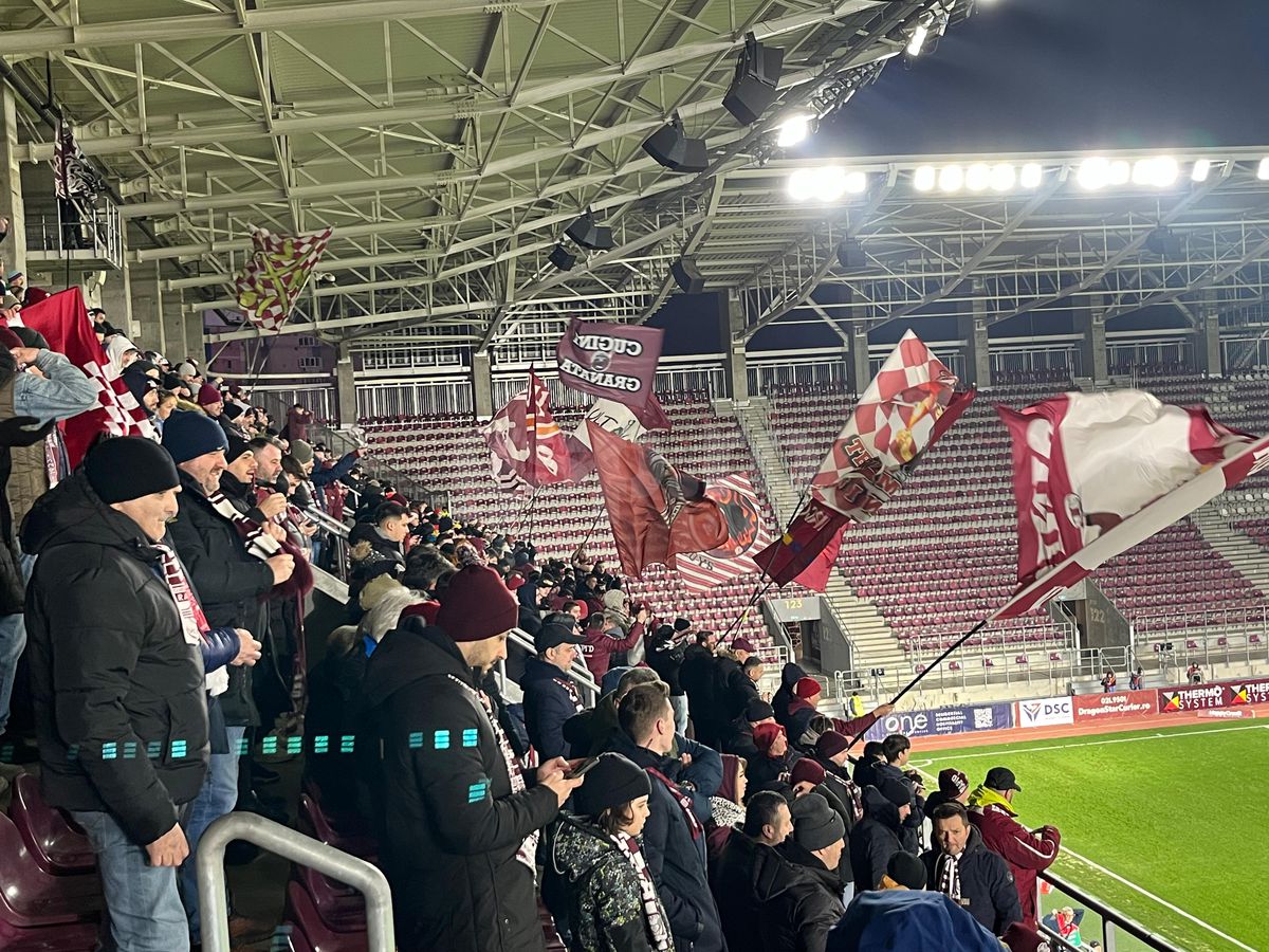 Suporterii de la Rapid - Unirea Slobozia