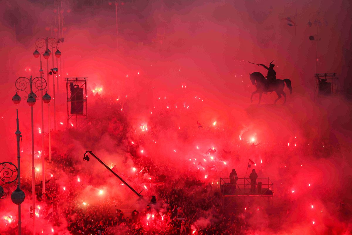 Întâmpinați precum niște eroi de zeci de mii de fani, chiar dacă au pierdut marele meci » Imagini de senzație