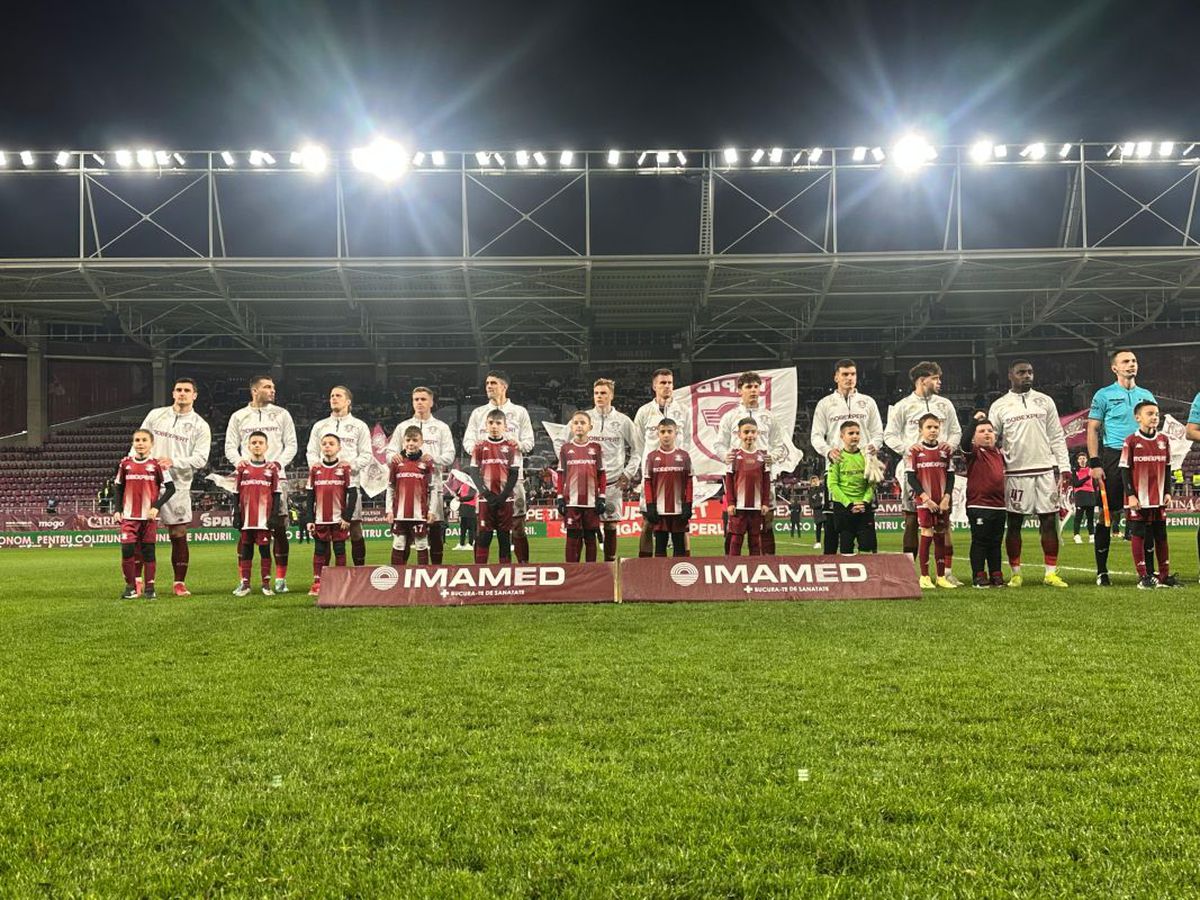 Noua geacă a lui Marius Șumudică