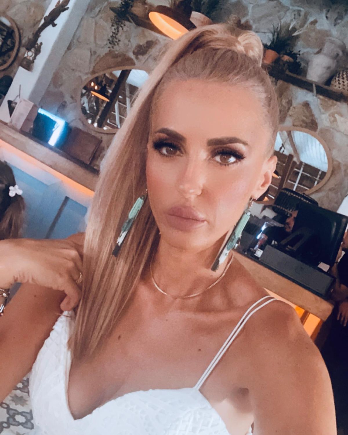 Elvir Koljic nu vine singur în București » Iubita noului atacant de la FCSB este cumnata unui manelist celebru