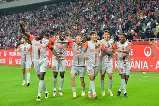 Intrat în dizgrația lui Becali, fotbalistul a primit un mesaj clar: „Să vină să-și rezilieze contractul, dacă nu poate să ducă”