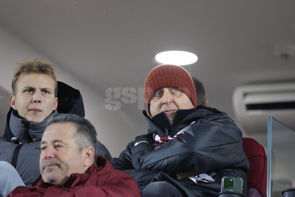 Dan Șucu, la pauza meciului cu Unirea Slobozia