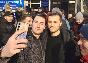 5 lucruri care nu s-au văzut la TV la Farul - Dinamo » „Se întoarce Politic?”. Reacția lui Andrei Nicolescu