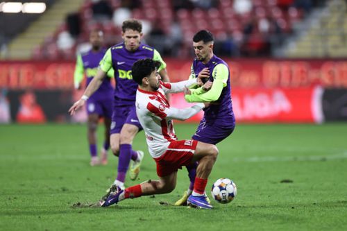 Matei Ilie ( în plan secundar) / Foto: sportpictures.eu