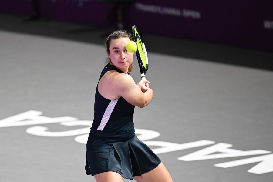 Daria Snigur, una dintre revelațiile de la Transylvania Open, va lupta cu Sorana Cîrstea pentru un loc în finală: „Sunt mândră să joc împotriva ei”