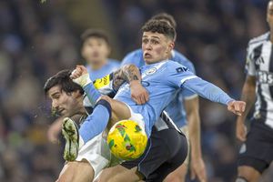 Manchester City - Newcastle, în returul semifinalei Cupei Ligii Angliei. Elanga a redus din diferență