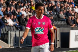 A dat lovitura! » Fratele lui Malcom Edjouma a fost prezentat la o echipă de top din Franța