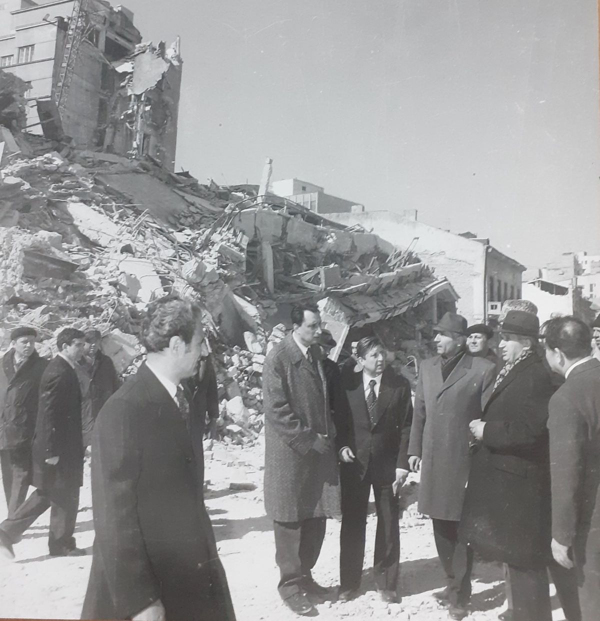 4 martie 1977, ora 21:22. Noaptea pe care România nu o va uita niciodată. Povești tragice și în sport: „Nu a rămas un perete în picioare. S-a făcut ca un praf”