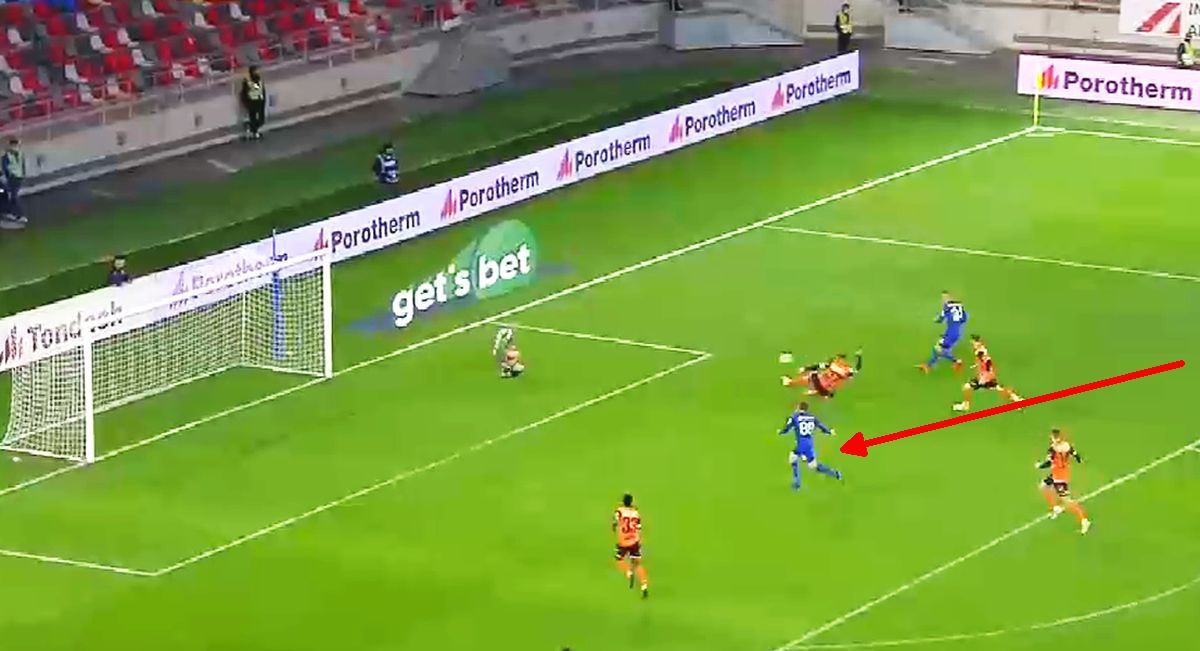 Adi Popa, nervos în CSA Steaua - Poli Iași