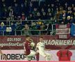 Faza controversată din Rapid - Hermannstadt / Captură Orange Sport