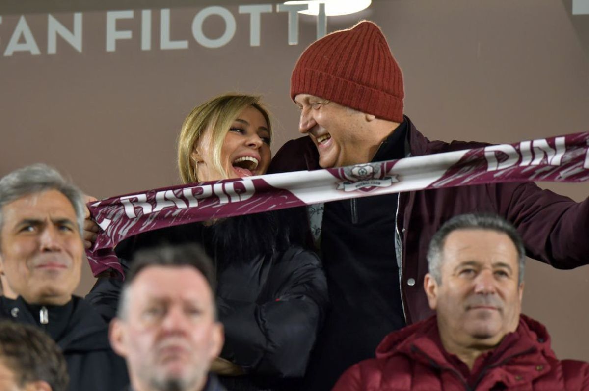 Soția lui Șucu, spectacol pe stadion » Cum a fost surprinsă alături de patronul Rapidului