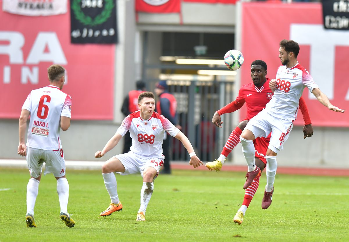 CSC Șelimbăr - Dinamo 1-2 » „Câinii” câștigă la limită și încă speră la play-off. Cum arată clasamentul din Liga 2