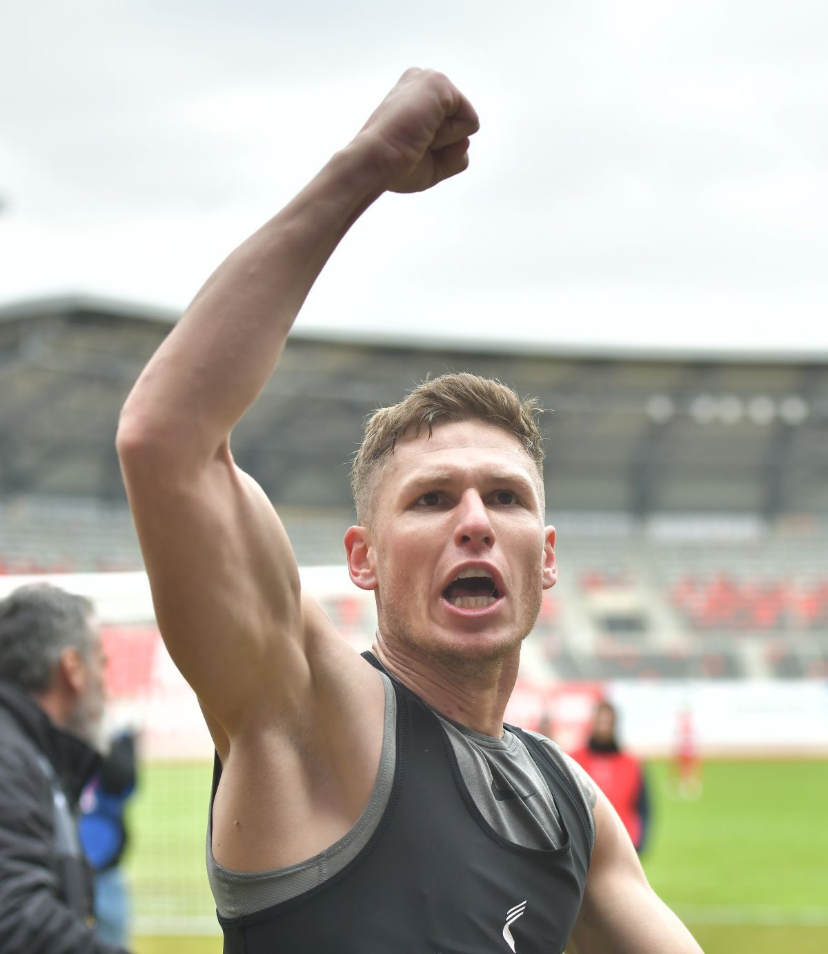 CSC Șelimbăr - Dinamo 1-2 » „Câinii” câștigă la limită și încă speră la play-off. Cum arată clasamentul din Liga 2