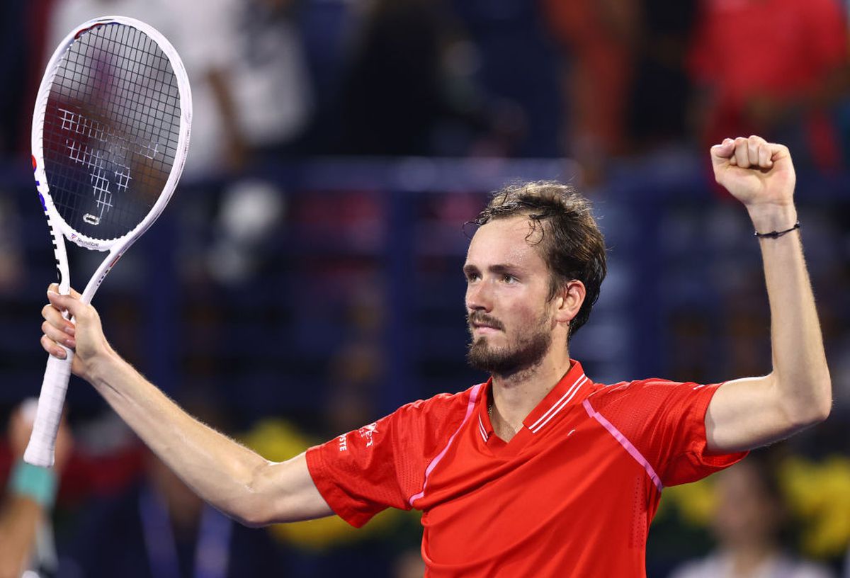 Novak Djokovic, învins de Daniil Medvedev la Dubai