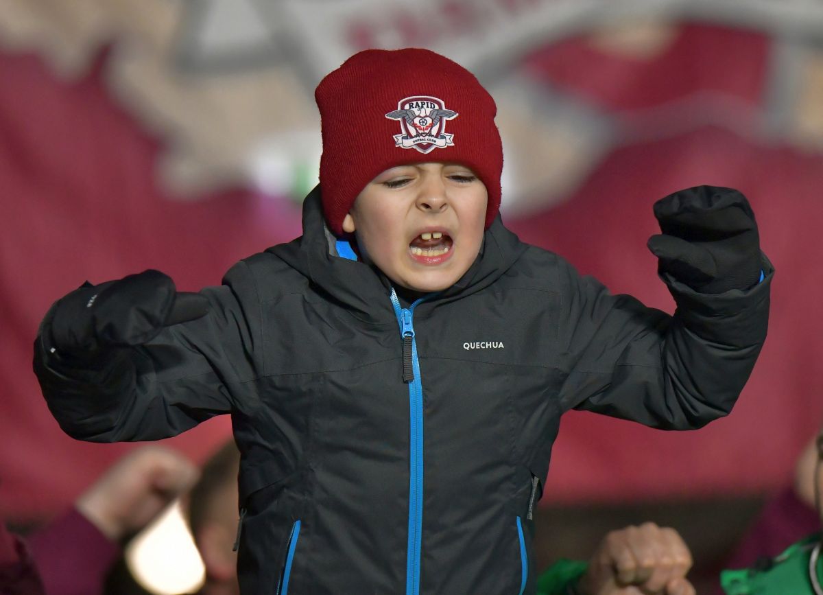 Problema remarcată la Rapid după 0-1 cu Hermannstadt: „În prima repriză a jucat în 10”