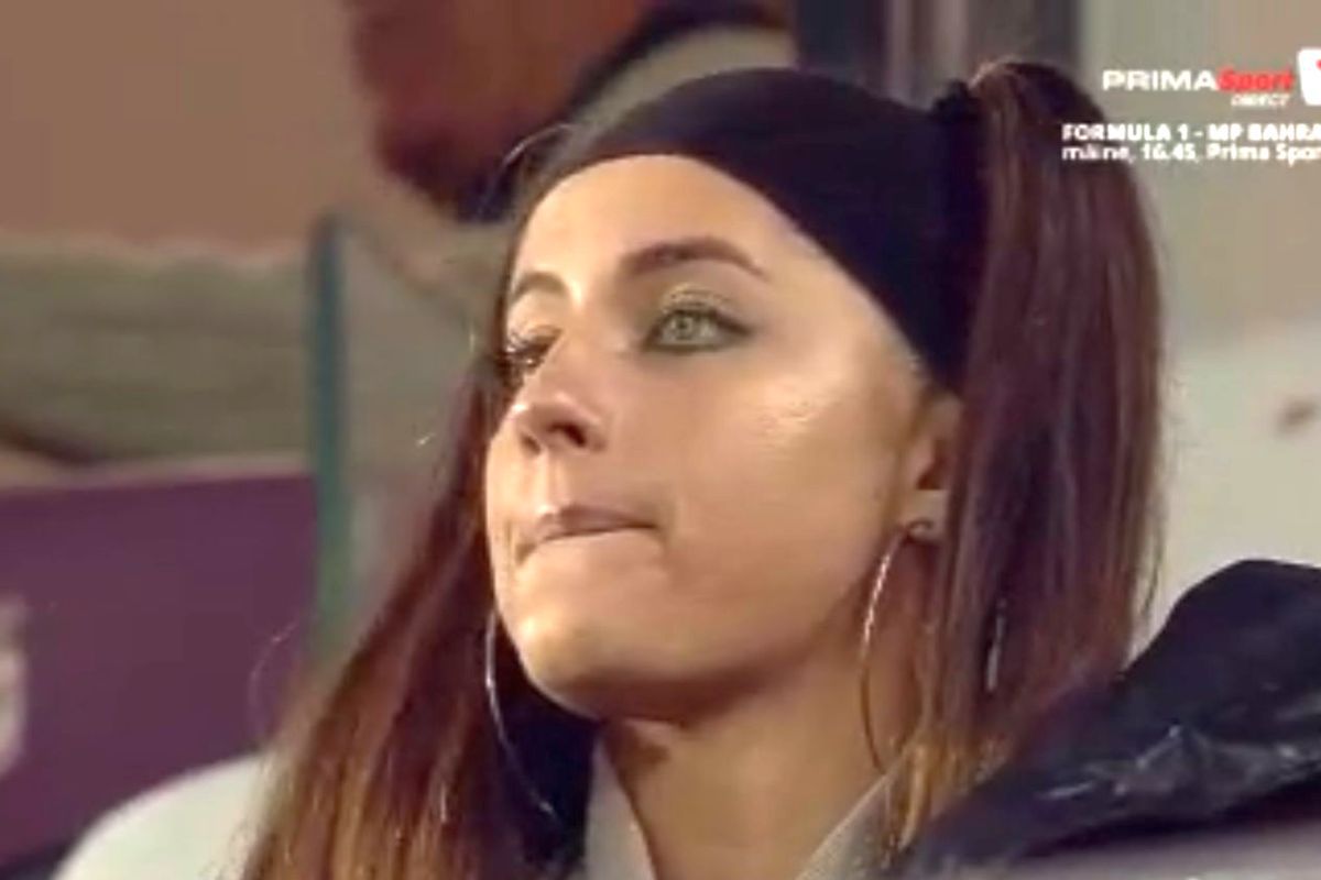 FOTO Andreea Prisăcariu, poze incendiare și Revelion cu manele: „Ascultă și tenismenele Bogdan de la Ploiești, nu-i problemă”