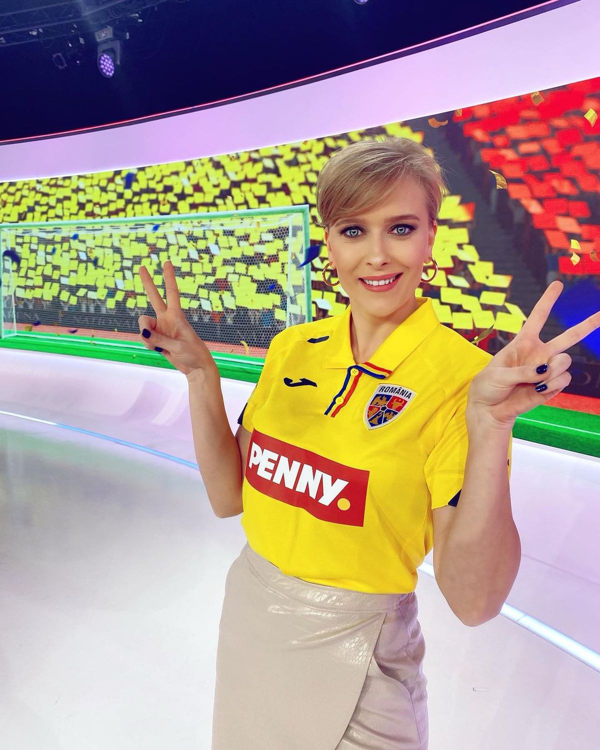 „Dacă nu prezentam știri, eram milionară” » Replicile spectaculoase ale unei prezentatoare TV de sport: „Prefer tăria și șampania”