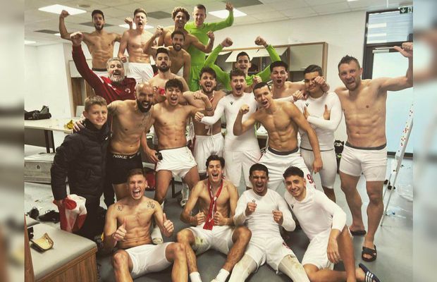 8 detalii de la Șelimbăr - Dinamo 1-2: euforia din vestiar, „turul de onoare” al lui Iulian Roșu și Clau-gol în atenția galeriei