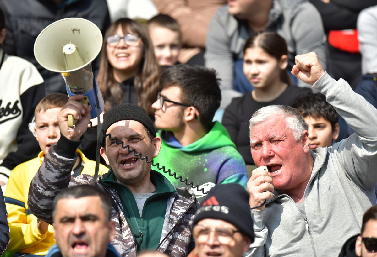 Cât vor câștiga jucătorii lui Dinamo dacă intră în play-off