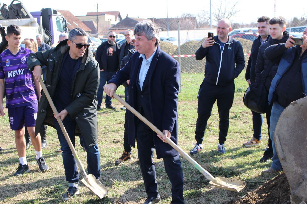 „Ne-am săturat să vă mai așteptăm!” » Prima lopată pentru stadionul din bani proprii: costă 23 de milioane de euro!