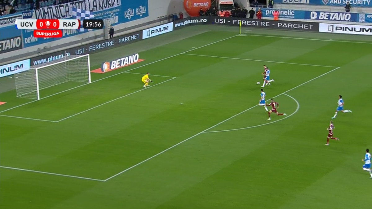 Primul penalty pe care Rapid ar fi trebuit să-l primească la Craiova