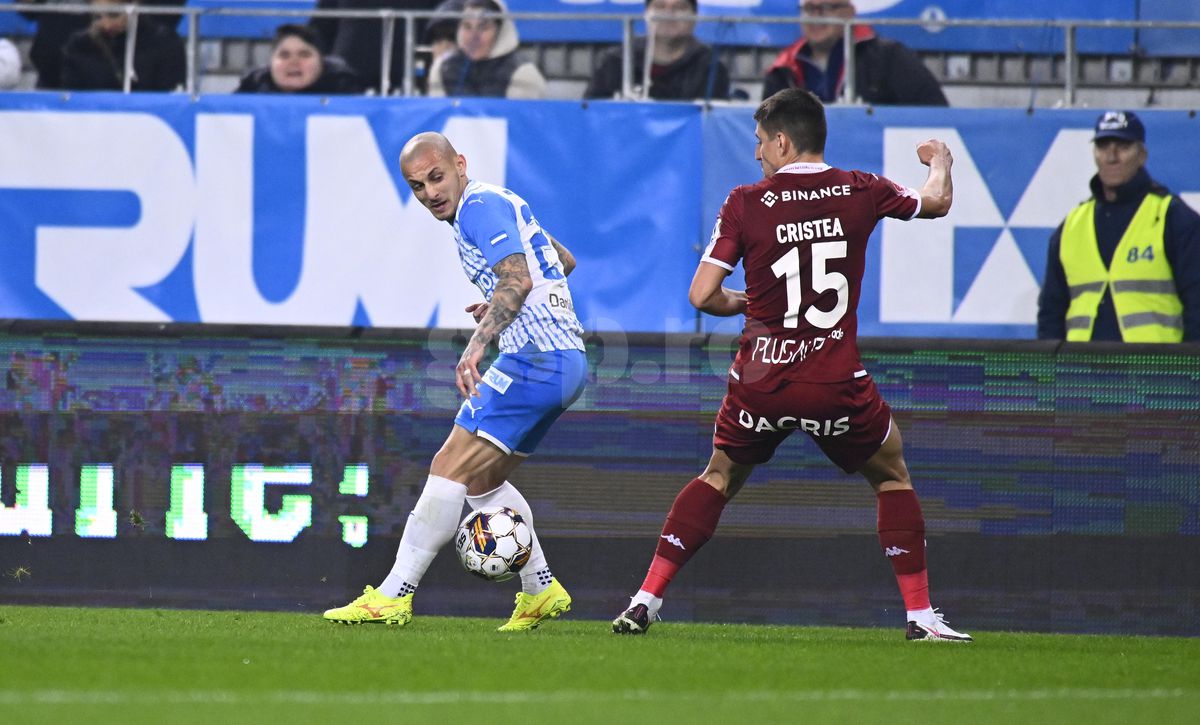 Universitatea Craiova - Rapid, meci, etapa 29 din Superligă