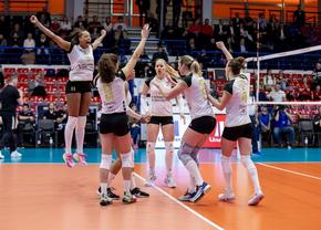 Volei Alba Blaj, victorie electrizantă în turul semifinalelor Cupei CEV, revenind de la 1-2 la seturi cu Vasas Budapesta!