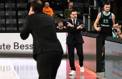 Momente tensionate după victoria celor de la U-BT Cluj-Napoca! Antrenorul adversarilor a reclamat două faze de arbitraj: „Ar fi fost total diferit”