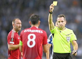 Arbitrul delegat de UEFA la FCSB - Lyon n-a mai condus niciodată o echipă din România. A fost acuzat că „întotdeauna favorizează gazdele”