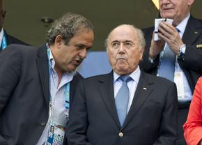Sepp Blatter a ajuns aproape de nerecunoscut! Acum se judecă apelul în procesul de fraudă contra președintelui FIFA și Platini