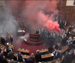 Haos în parlamentul Serbiei