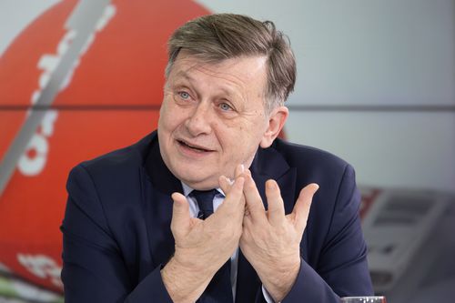 Crin Antonescu, invitatul emisiunii „Prietenii lui Ovidiu”. FOTO: Ionuț Iordache (GSP)