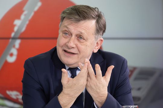 Crin Antonescu, invitatul emisiunii „Prietenii lui Ovidiu”. FOTO: Ionuț Iordache (GSP)