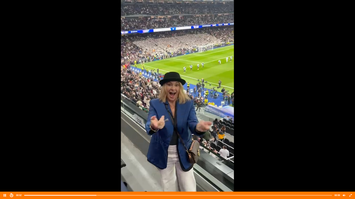 Nadia Comăneci a împlinit astăzi 62 de ani și s-a filmat în sala de sport: „Mi-ați făcut ziua foarte, foarte specială”