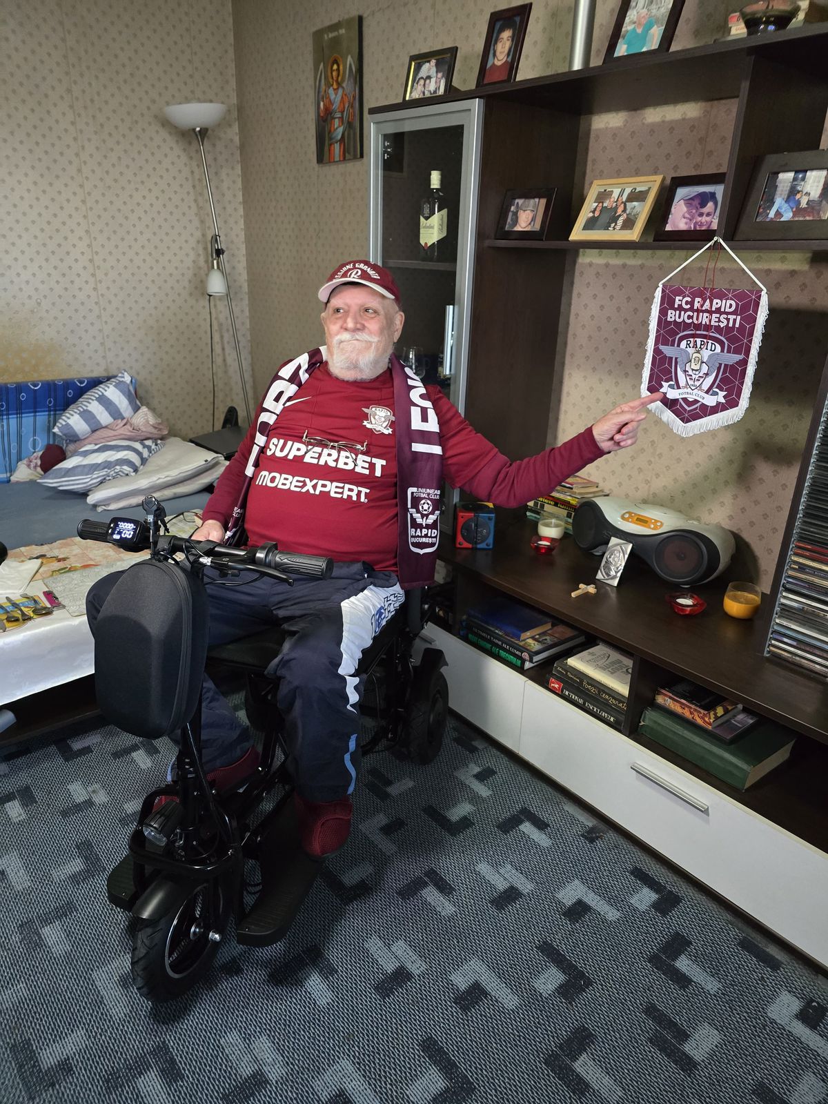 Cadoul motorizat făcut de Dan Șucu primului șef de galerie al Rapidului, care a suferit 3 amputări: „Acum o să merg iar singur pe Giulești” + De ce nu-l suportă pe Șumudică: „De atunci am prins o boală pe el!”