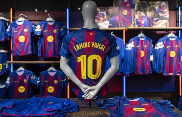 Cluburile cu cele mai mari încasări din vânzarea de tricouri în 2025 » Primele 5 însumează peste un miliard!