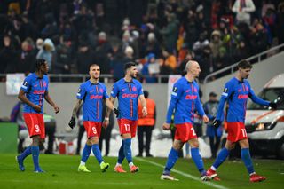 Gigi Becali anunță plecarea iminentă de la FCSB: „Ne-am rugat de el să semneze și ne-a costat 500.000 de euro. Nu a jucat nimic!”