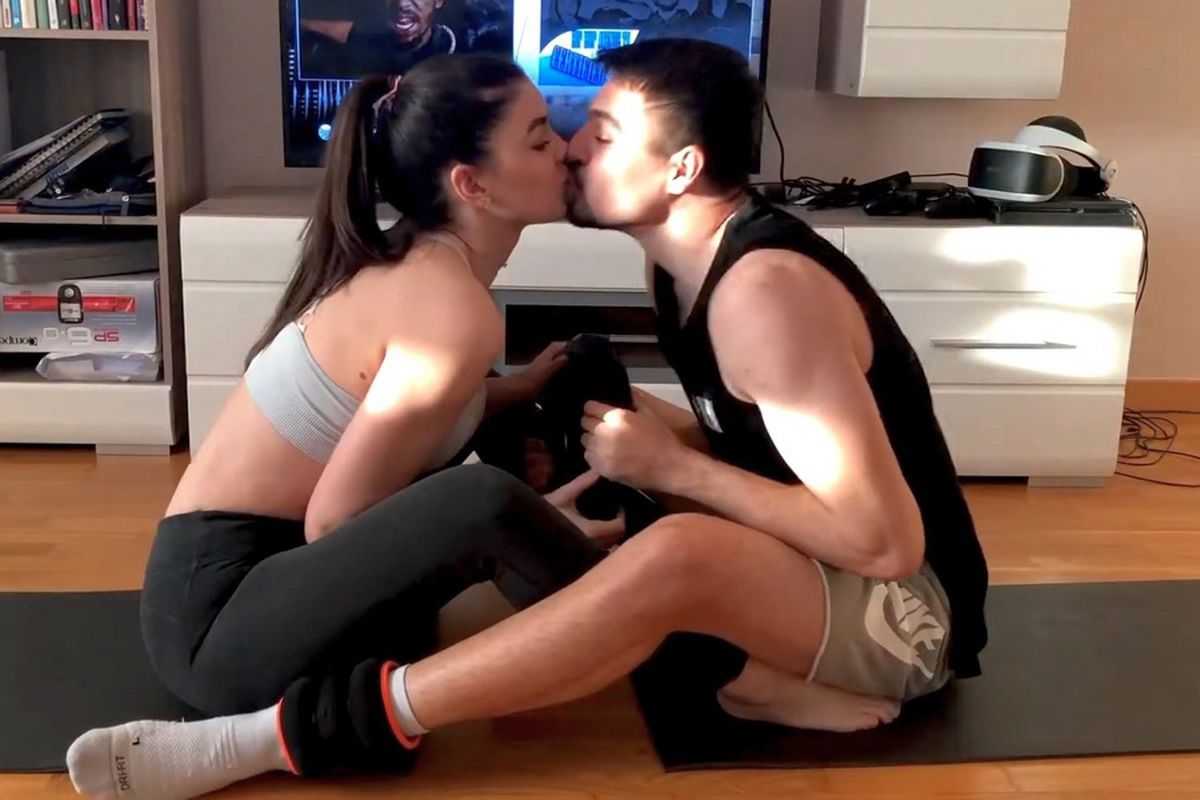 FCSB. Lui Adrian Petre îi place în izolare: are parte de antrenamente speciale alături de iubita sexy