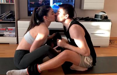 FCSB. Lui Adrian Petre îi place în izolare: are parte de antrenamente speciale alături de iubita sexy