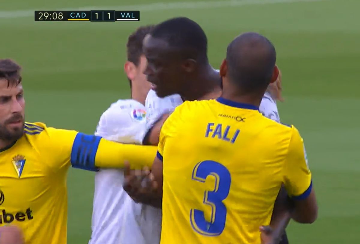 Valencia a ieșit de pe teren cu Cadiz!