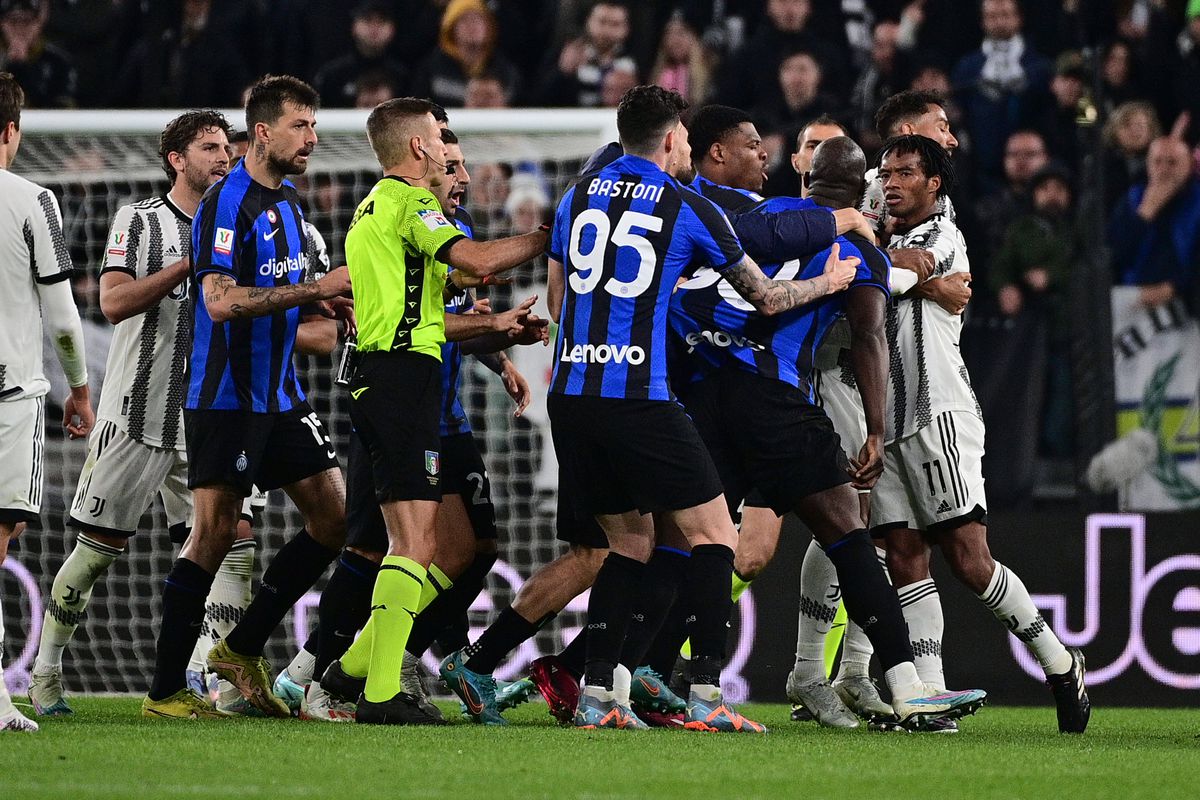 Încăierare generală după Juventus - Inter, în semifinalele Cupei Italiei! 3 cartonașe roșii și rezultat stabilit în ultima secundă