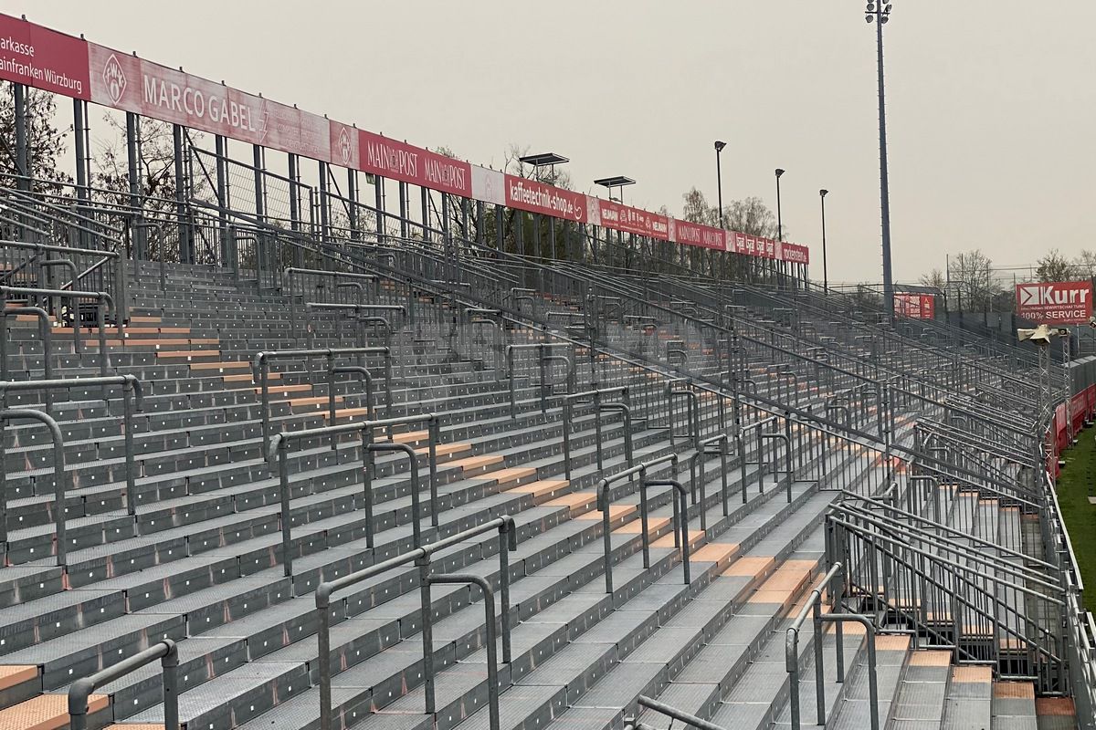 EXCLUSIV. Baza Akon Arena Würzburg