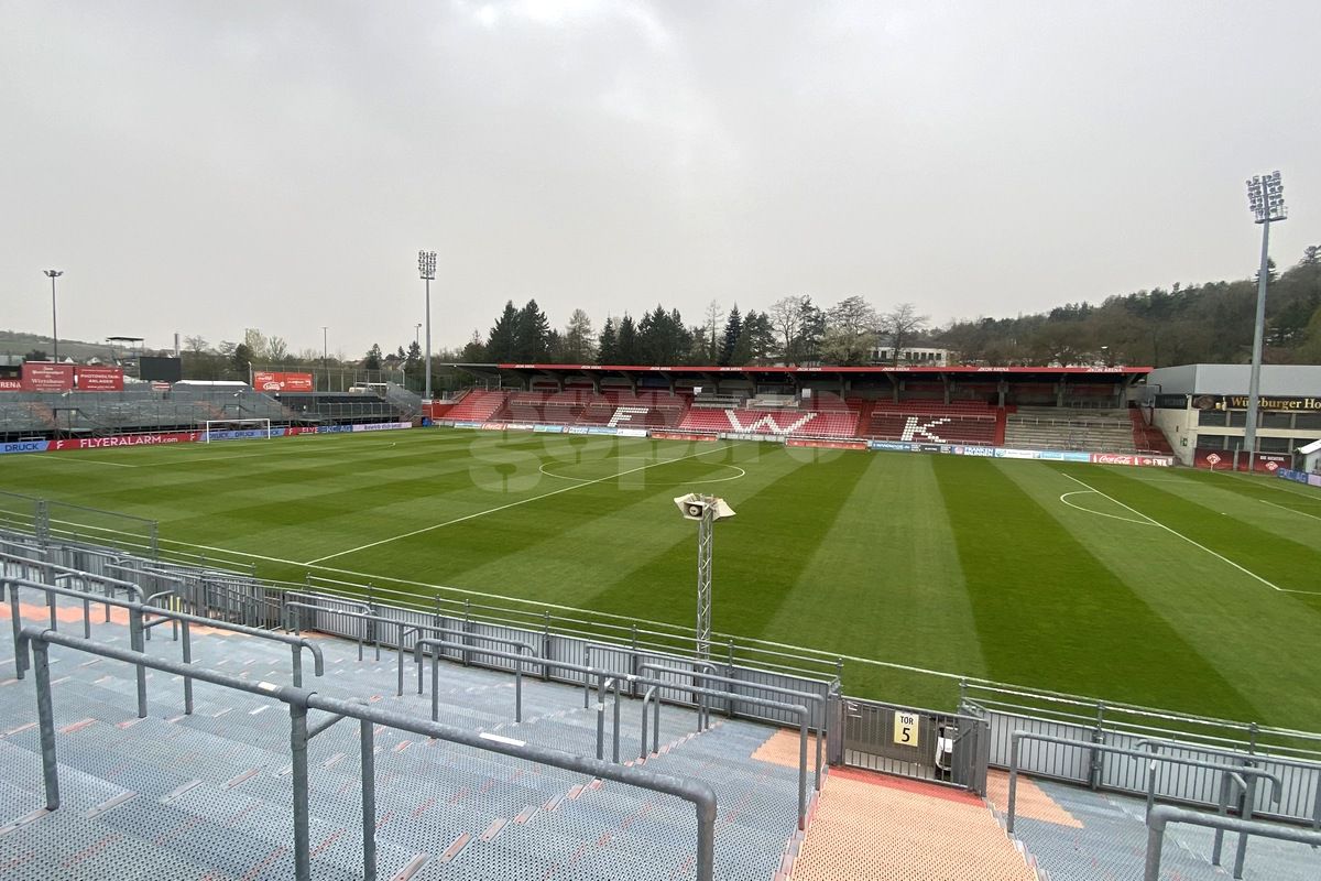 EXCLUSIV. Baza Akon Arena Würzburg