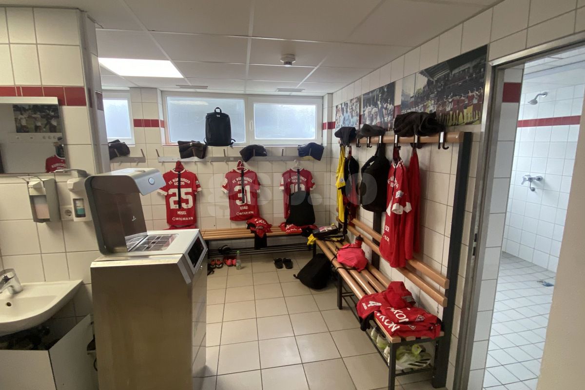 EXCLUSIV. Baza Akon Arena Würzburg